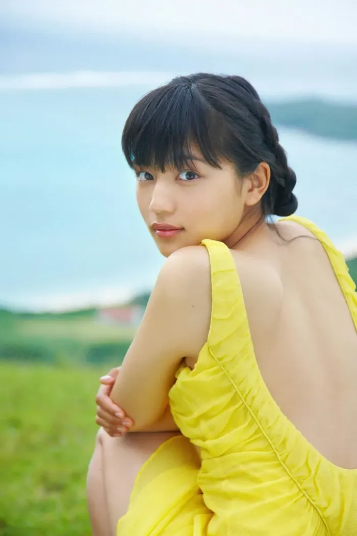 [181 high-quality erotic images of Haruna Kawaguchi] The ability to serve as Taiga is the actress's precious bathing nude &amp; swimsuit gravure 16th image