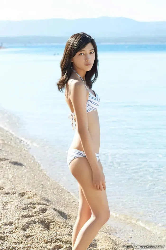 [181 high-quality erotic images of Haruna Kawaguchi] The ability to serve as Taiga is the actress's precious bathing nude &amp; swimsuit gravure 32th image