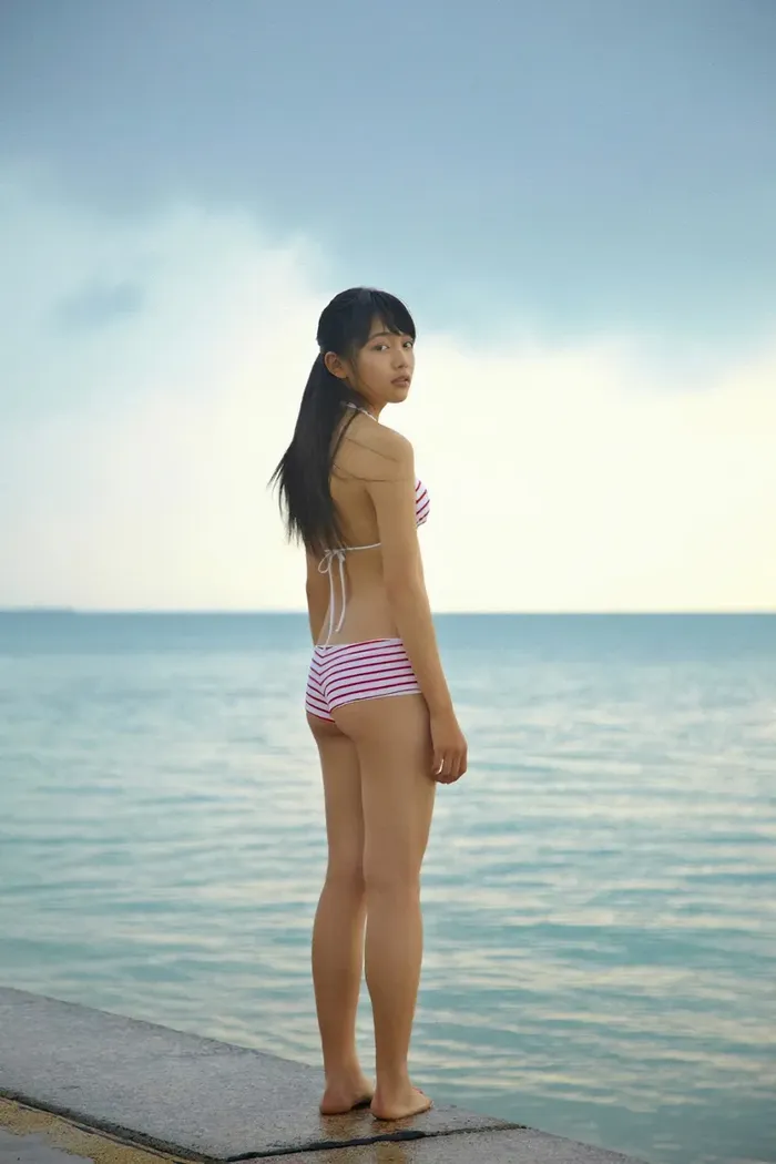 [181 high-quality erotic images of Haruna Kawaguchi] The ability to serve as Taiga is the actress's precious bathing nude &amp; swimsuit gravure 44th image