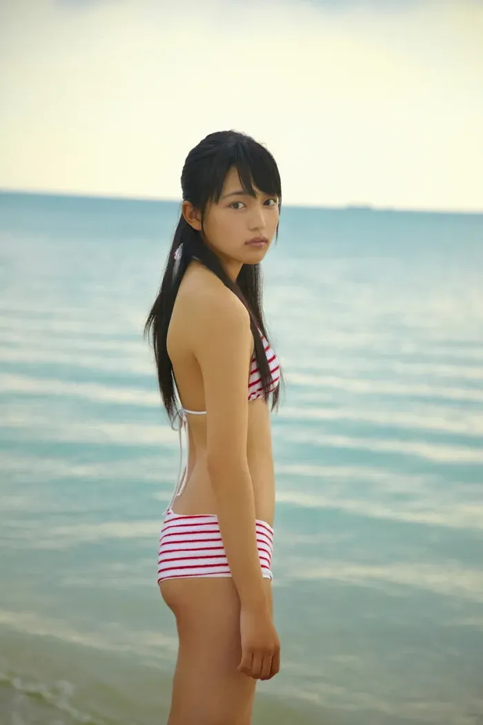 [181 high-quality erotic images of Haruna Kawaguchi] The ability to serve as Taiga is the actress's precious bathing nude &amp; swimsuit gravure 45th image