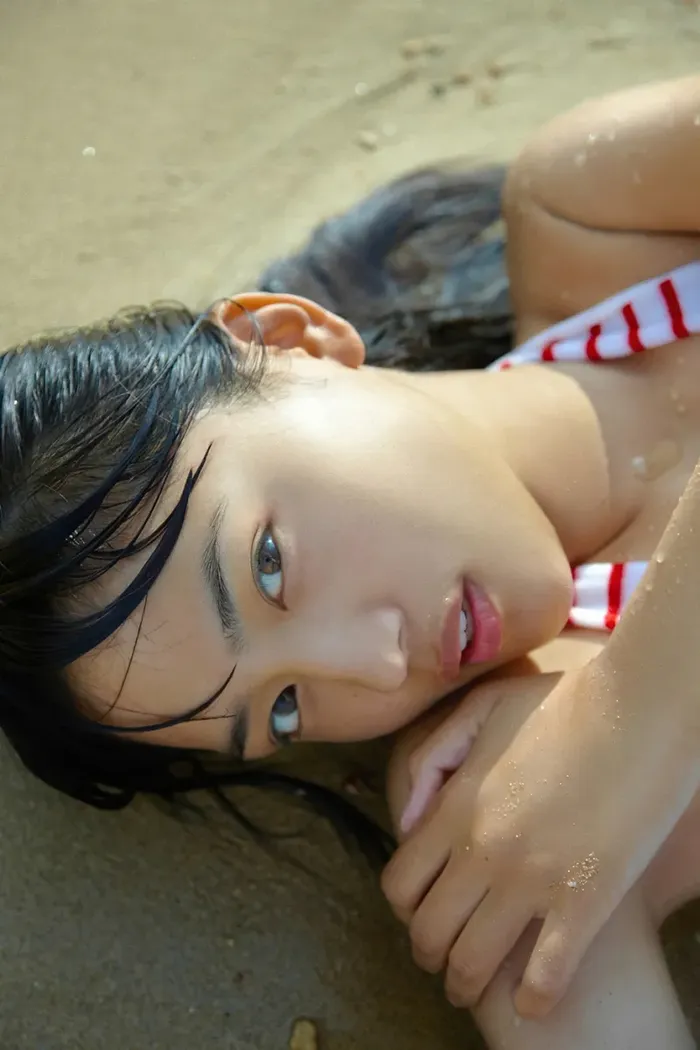 [181 high-quality erotic images of Haruna Kawaguchi] The ability to serve as Taiga is the actress's precious bathing nude &amp; swimsuit gravure 64th image