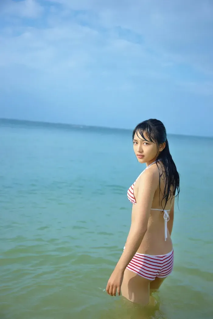 [181 high-quality erotic images of Haruna Kawaguchi] The ability to serve as Taiga is the actress's precious bathing nude &amp; swimsuit gravure 67th image