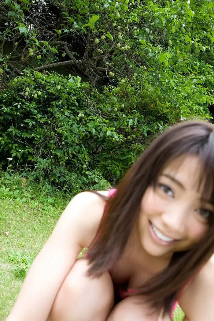 【伊東遥の高画質エロ画像179枚】元子役Cカップ微乳AV女優のヌードグラビア 48th image