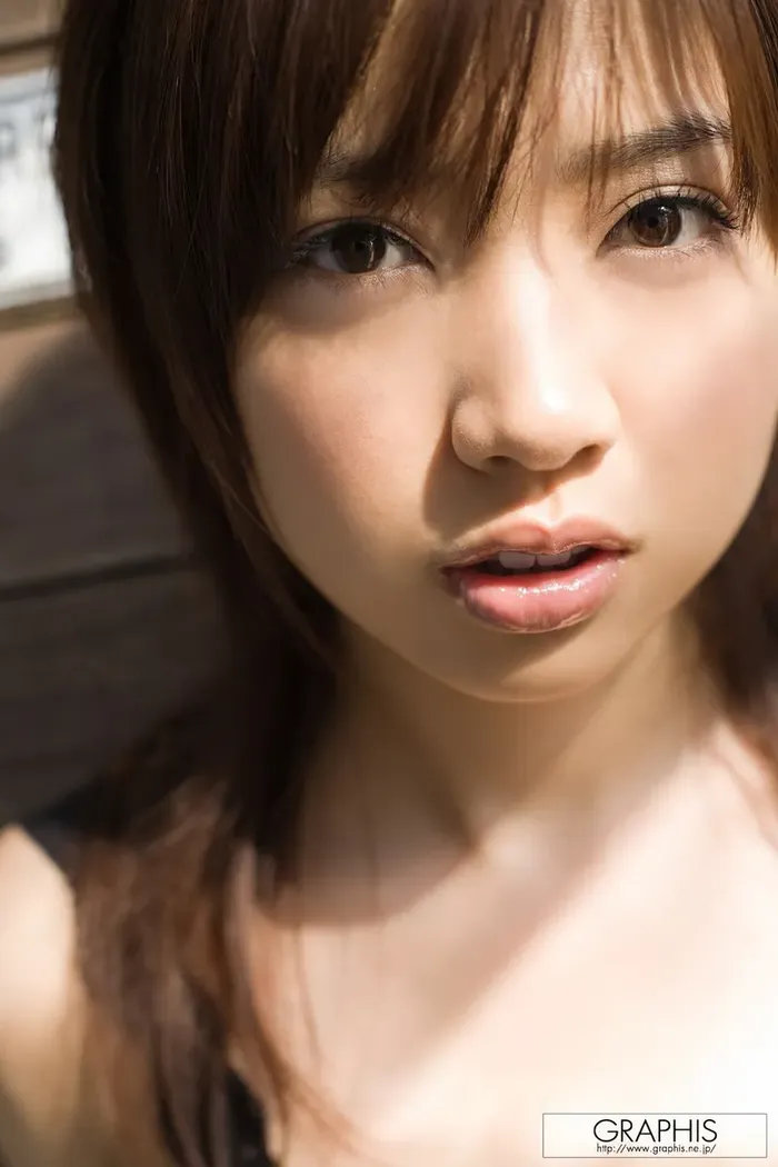 【伊東遥の高画質エロ画像179枚】元子役Cカップ微乳AV女優のヌードグラビア 69th image