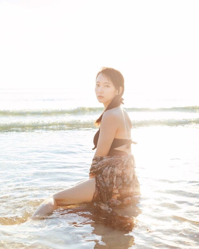 【Image】Riho Yoshioka shows a glimpse of her chest! ANAN's gravure is talked about as too sexy and sexy ww 8th image