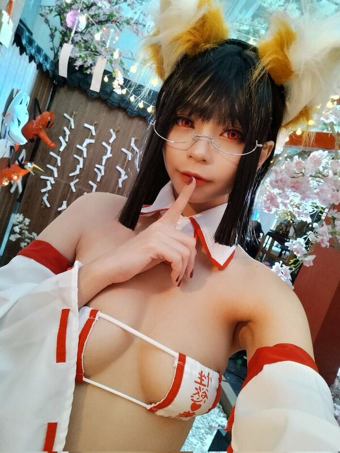 Extreme Cosplay Erotic Image Collection Vol.42 100 Erotic Images 8th image