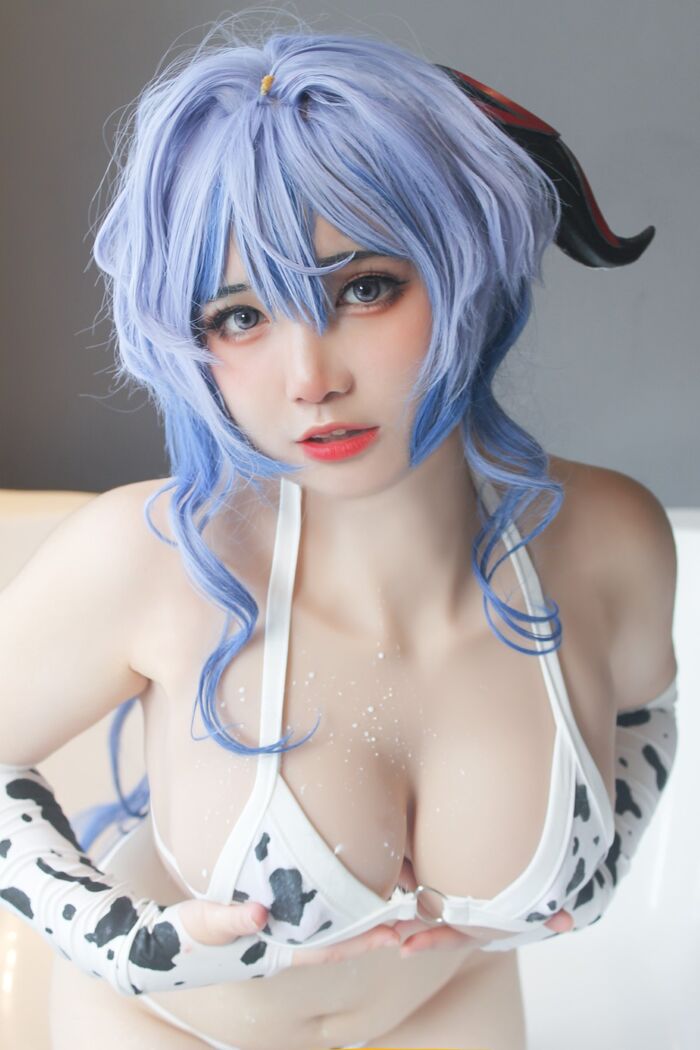 Coser@Maria Desu - Ganyu Cow 10th image
