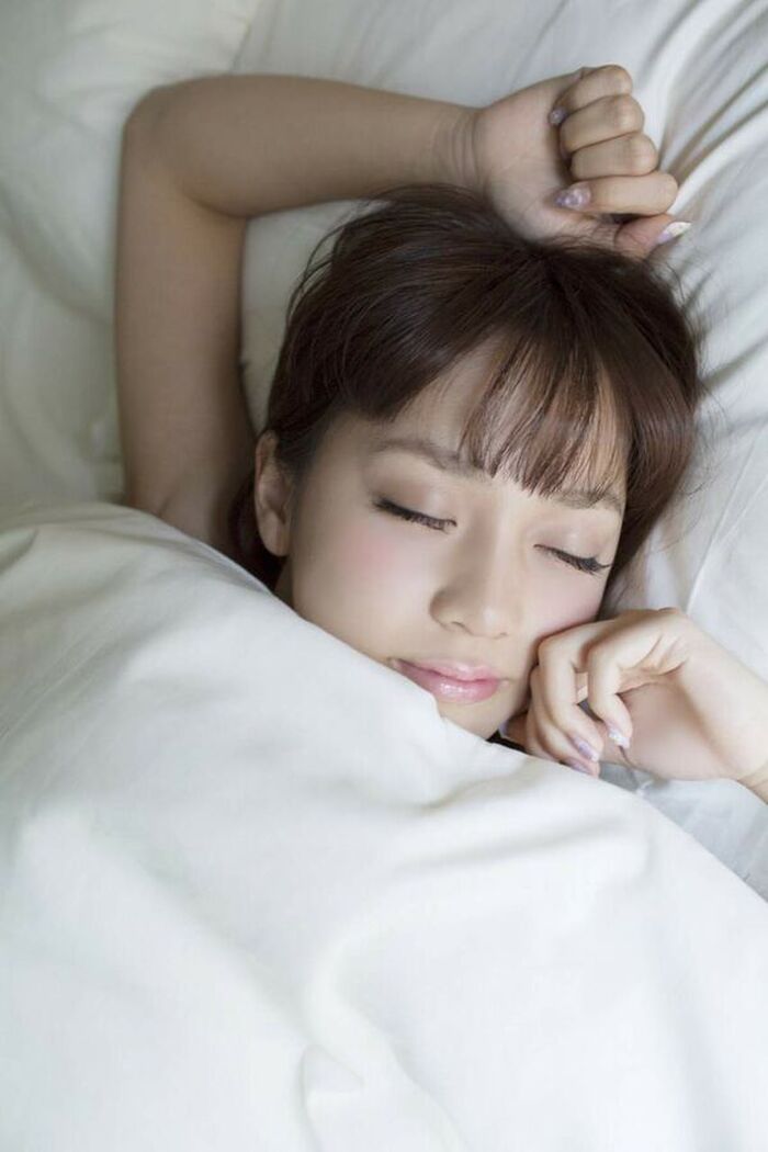 Makoto Okunaka 145 erotic images! Former idol actress' small breasts swimsuit and bare feet gravure summary 47th image