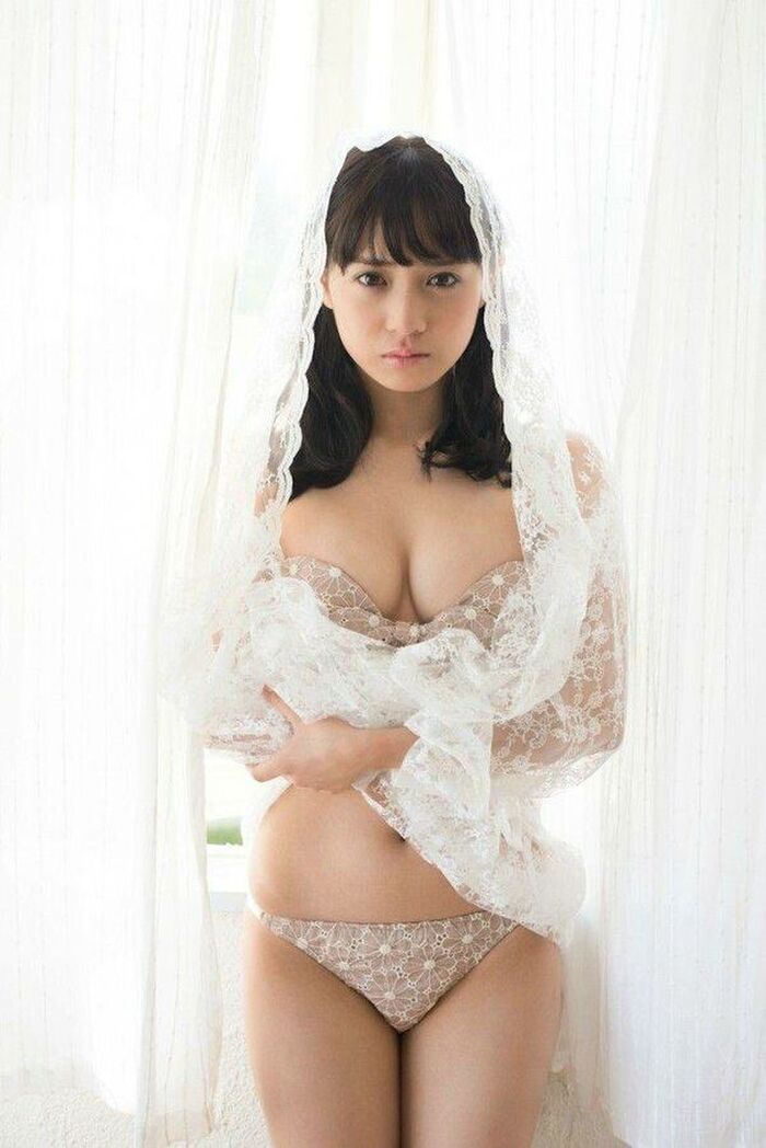 Makoto Okunaka 145 erotic images! Former idol actress' small breasts swimsuit and bare feet gravure summary 6th image