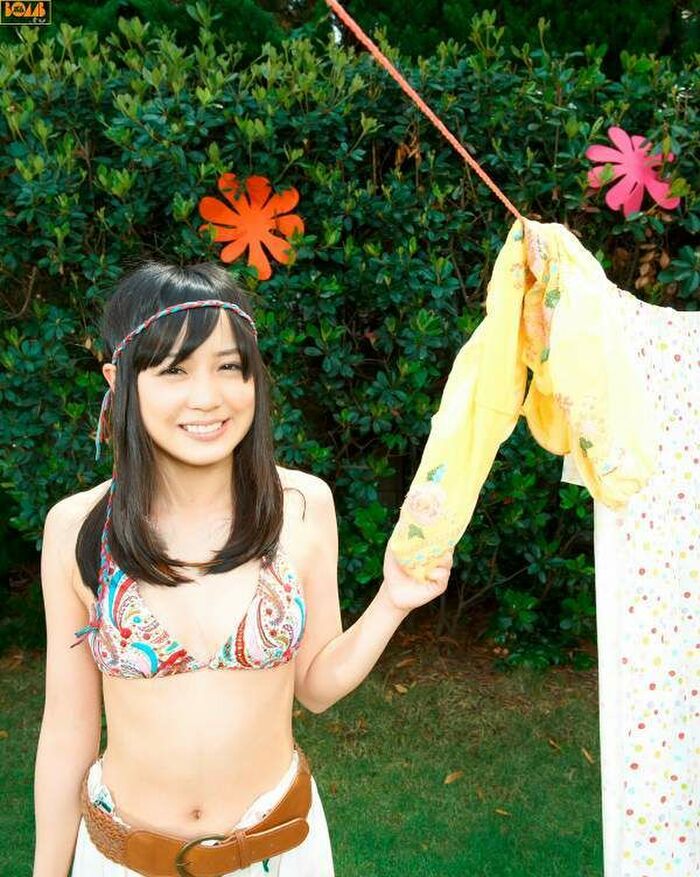 Makoto Okunaka 145 erotic images! Former idol actress' small breasts swimsuit and bare feet gravure summary 64th image