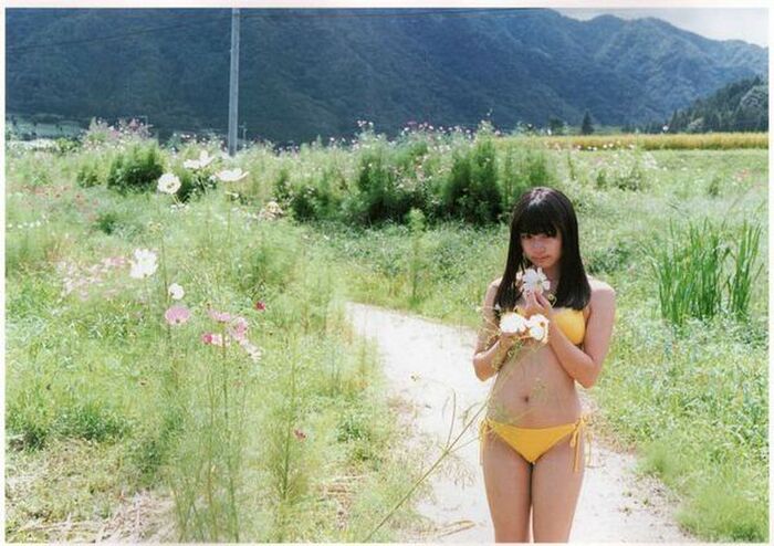Makoto Okunaka 145 erotic images! Former idol actress' small breasts swimsuit and bare feet gravure summary 72th image