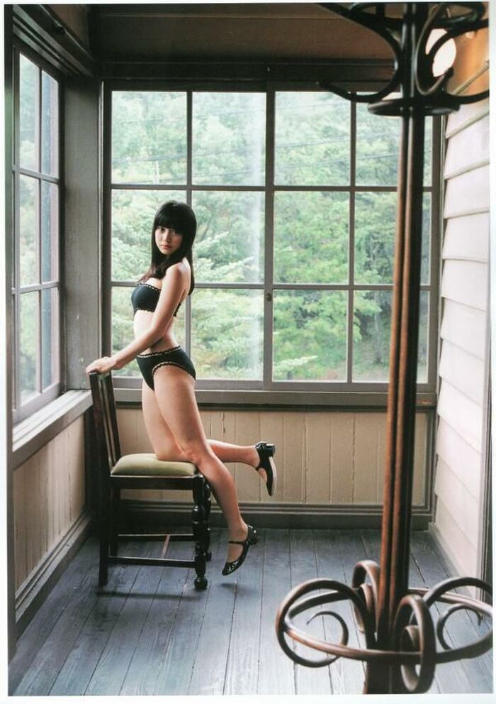 Makoto Okunaka 145 erotic images! Former idol actress' small breasts swimsuit and bare feet gravure summary 79th image