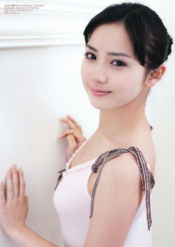 Makoto Okunaka 145 erotic images! Former idol actress' small breasts swimsuit and bare feet gravure summary 9th image