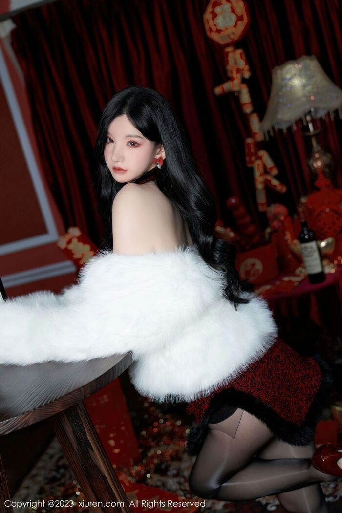 XiuRen 第6174位_Goddess 周于希 Sally 新春主题低chest服饰配ultrathin 黑丝秀完美身Material诱惑Photo 85P 17th image
