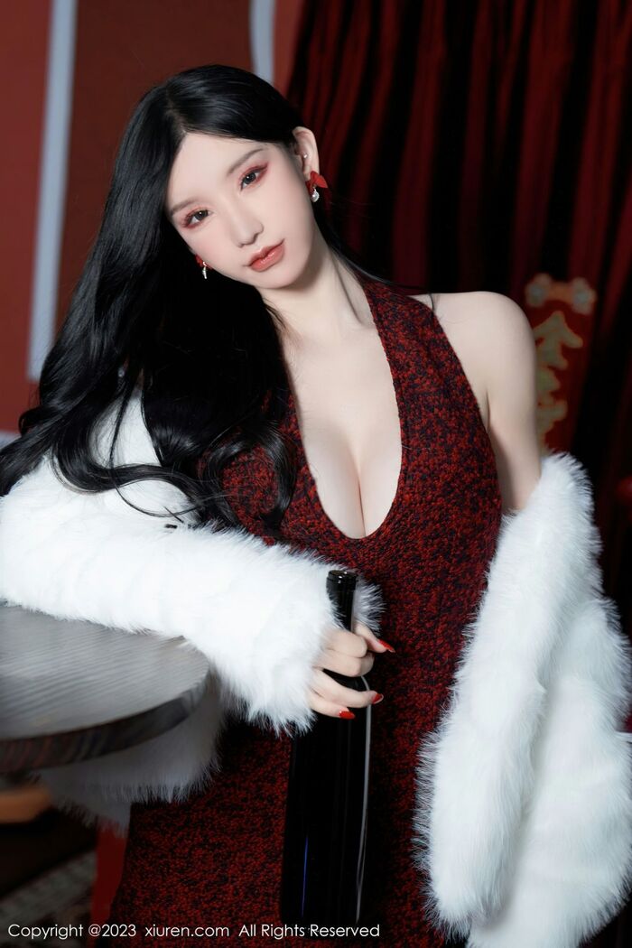 XiuRen 第6174位_Goddess 周于希 Sally 新春主题低chest服饰配ultrathin 黑丝秀完美身Material诱惑Photo 85P 7th image