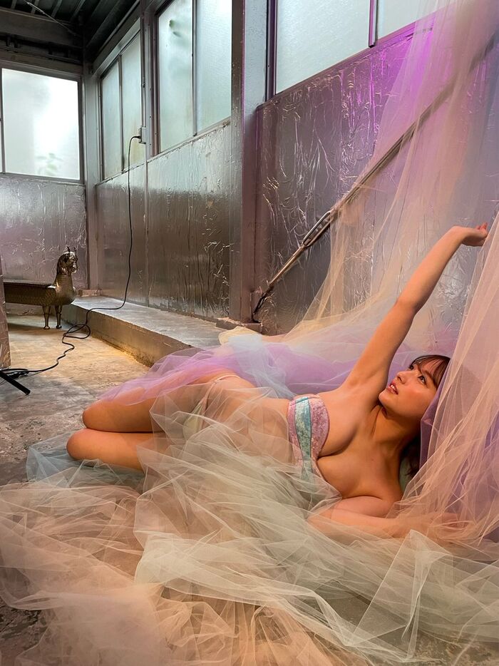 'The condition of the body is the best ever' Former AKB48 Owada Minna, shocking glaring gravure is too sexy WW Weekly pre-swimsuit off-shot image is very popular! 7th image