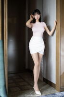 [XiaoYu画语界] Vol.954_模特林子遥powder色收身上衣配白短裙露gray蕾丝内衣迷人诱惑Photo 72P